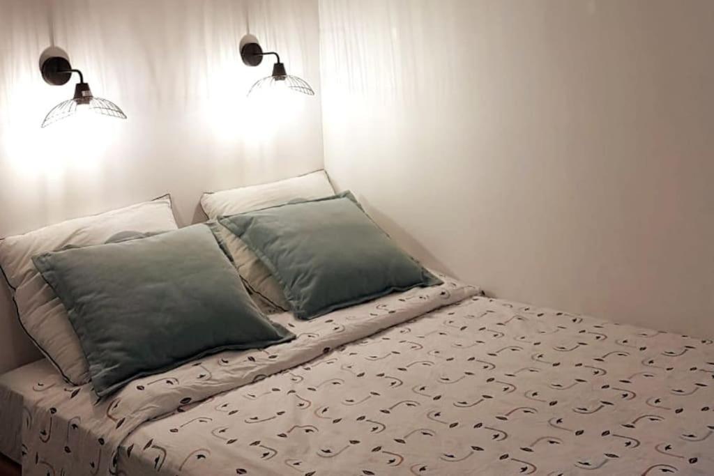Studio Cosy, Quartier Canal Saint-Martin パリ エクステリア 写真